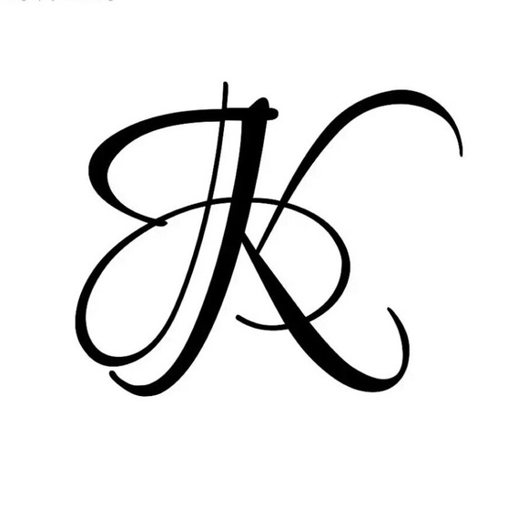 Meet your Posher, Krystle - Picture 1 of 1